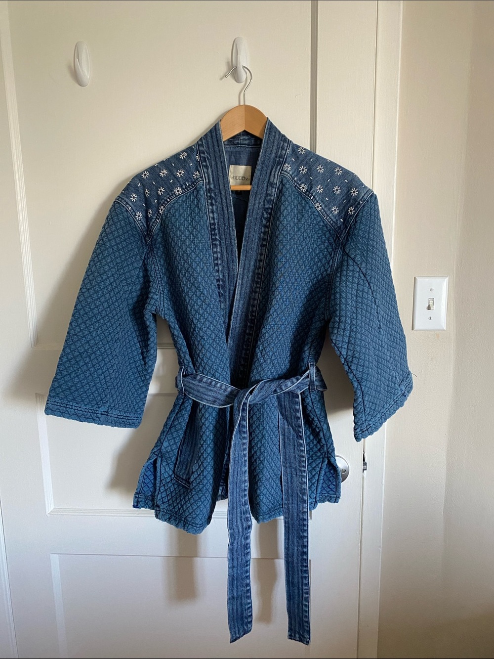 Hidden Kimono Style Quilted Denim Wrap Jacket Embroidery Floral